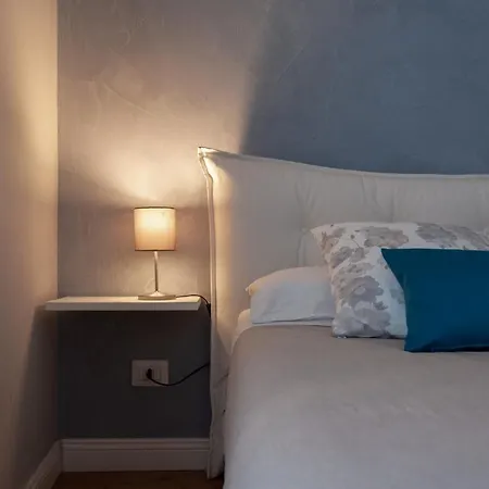 Urbanflat Repubblica Square * Rome