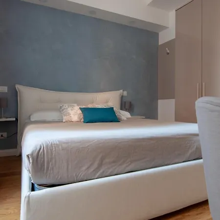 Urbanflat Repubblica Square * Roma