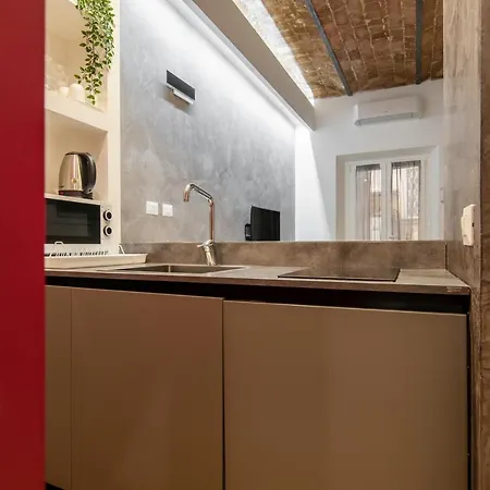 Urbanflat Repubblica Square شقة روما