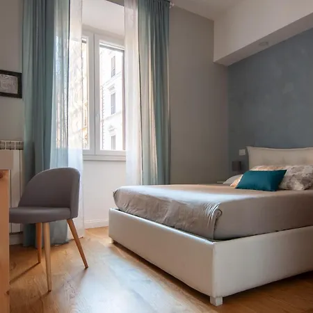 Urbanflat Repubblica Square *