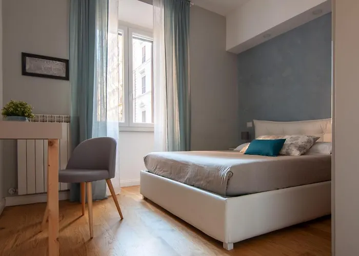 Urbanflat Repubblica Square *